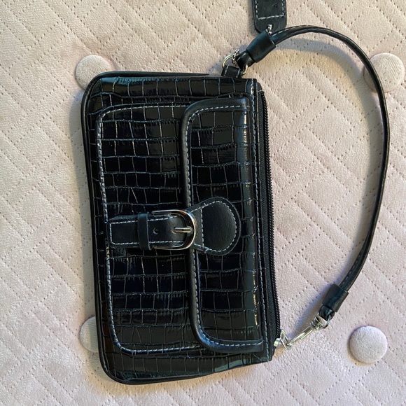 Avon black faux patent leather clutch purse - Picture 2 of 12